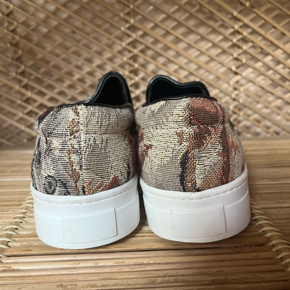 Jeffrey Campbell Sarlo Cat Sneakers - Picture 12 of 14